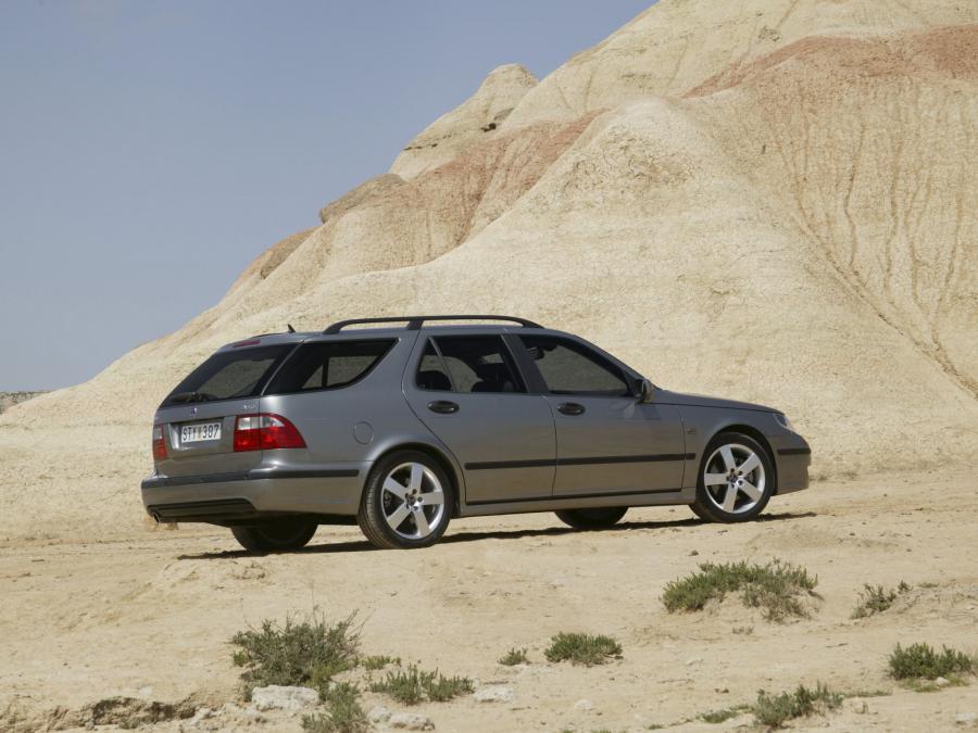  Saab 9-5 Aero Wagon 2002 года  (фото 12 из 16)